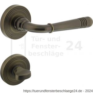 Intersteel Living 1725 Türdrücker Helena auf Rosette 55x10 mm mit Bad-WC 8 mm Stift Garnitur Messing brüniert - D26008350 - afbeelding 1